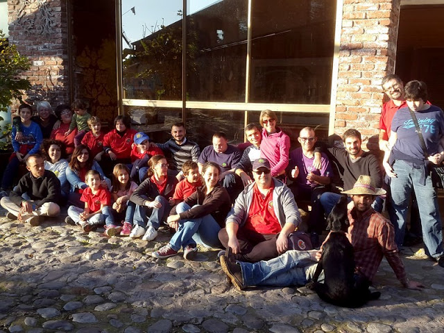 https://picasaweb.google.com/115584536204325884918/AgriturismoMurnee